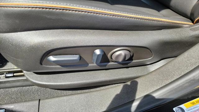 2023 GMC Acadia AWD AT4