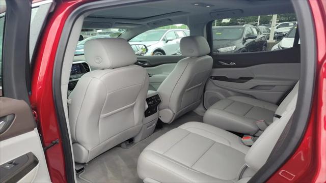 2023 GMC Acadia FWD SLT