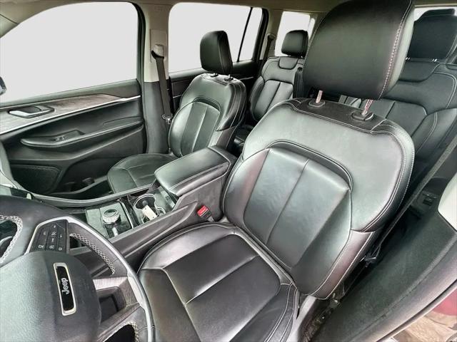 2023 Jeep Grand Cherokee L Limited 4x4