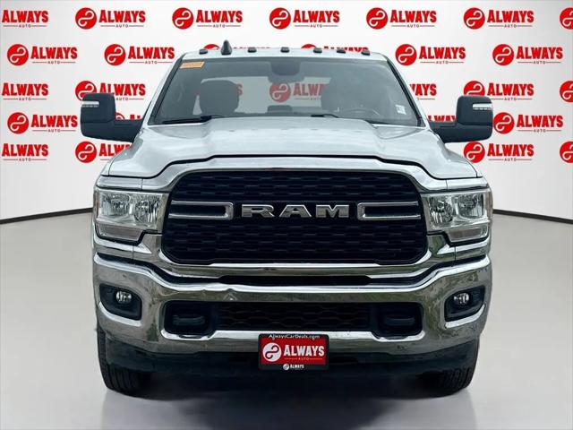 2023 Ram 3500 Big Horn Crew Cab 4x4 8' Box