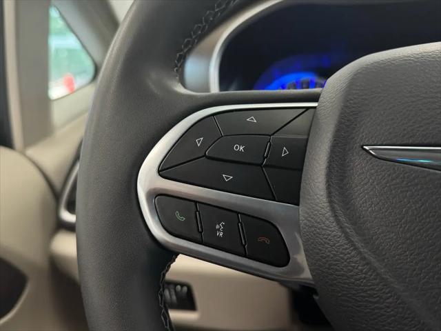 2024 Chrysler Voyager LX