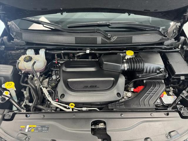 2024 Chrysler Voyager LX