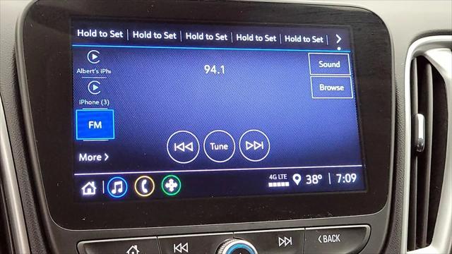 2022 Chevrolet Malibu FWD 1FL