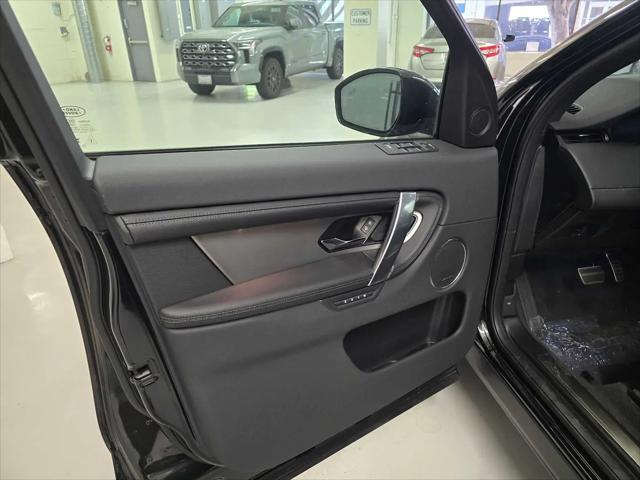 2026 Land Rover Discovery Sport Landmark