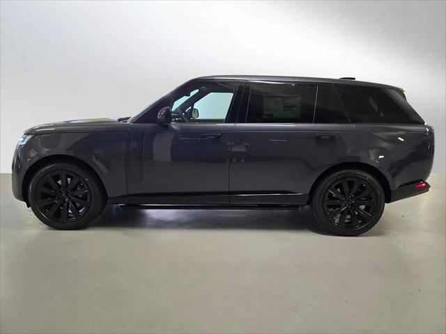2026 Land Rover Range Rover P400 SE 7 Seat