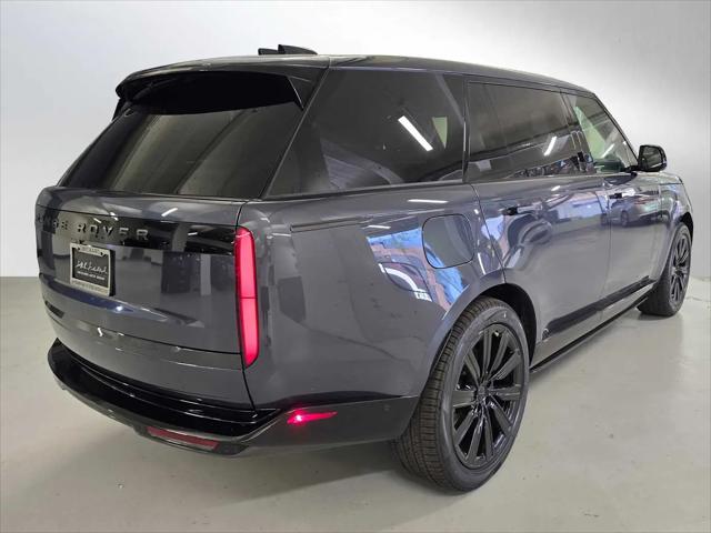 2026 Land Rover Range Rover P400 SE 7 Seat