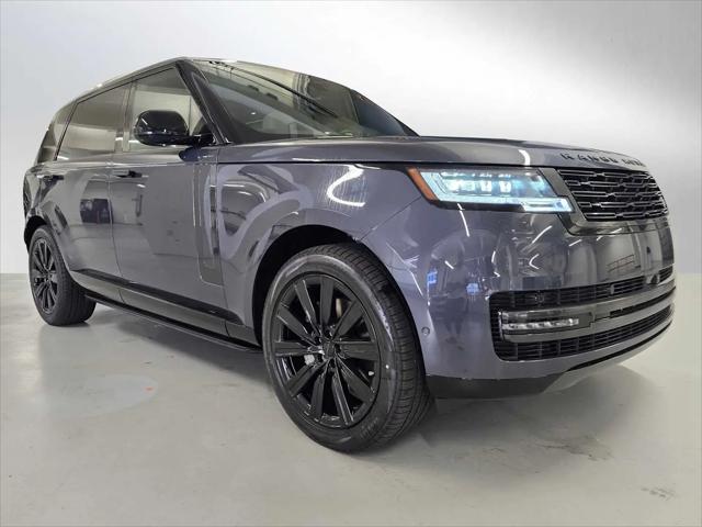 2026 Land Rover Range Rover P400 SE 7 Seat