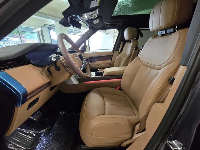 2026 Land Rover Range Rover P400 SE 7 Seat