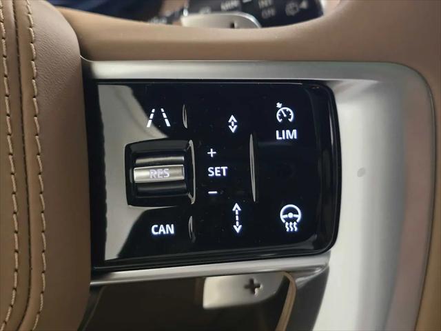 2026 Land Rover Range Rover P400 SE 7 Seat