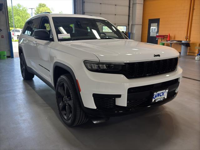 2023 Jeep Grand Cherokee L Altitude X 4x4
