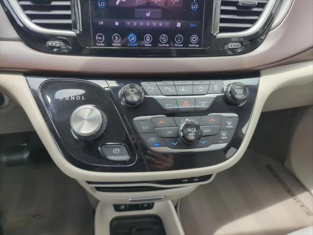 2018 Chrysler Pacifica Touring L