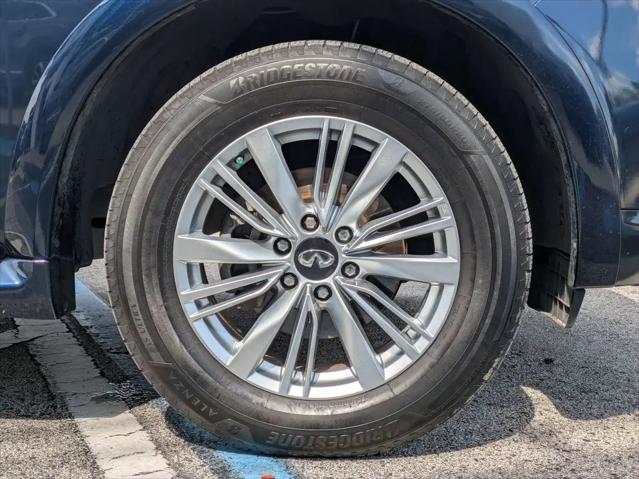 2018 INFINITI QX80 Standard