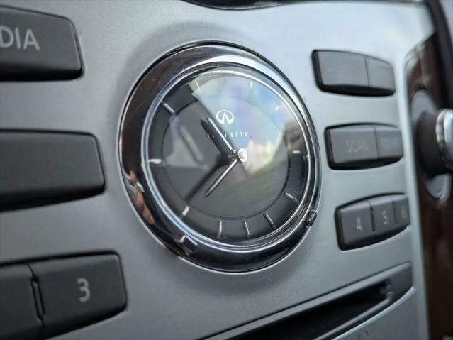 2018 INFINITI QX80 Standard