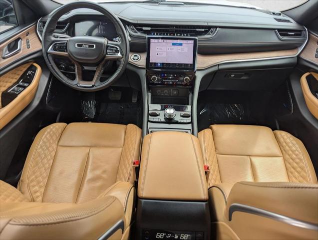 2022 Jeep Grand Cherokee Summit 4x4
