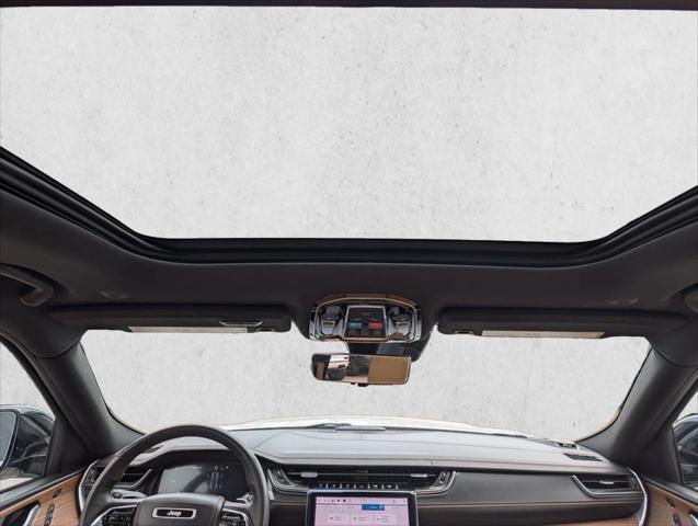 2022 Jeep Grand Cherokee Summit 4x4