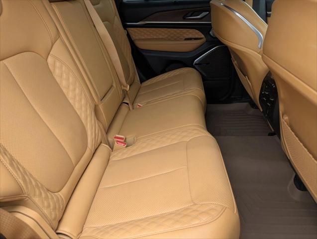 2022 Jeep Grand Cherokee Summit 4x4