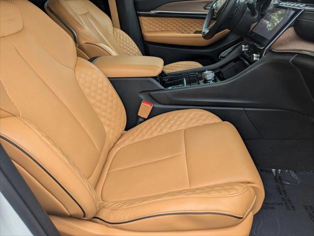 2022 Jeep Grand Cherokee Summit 4x4