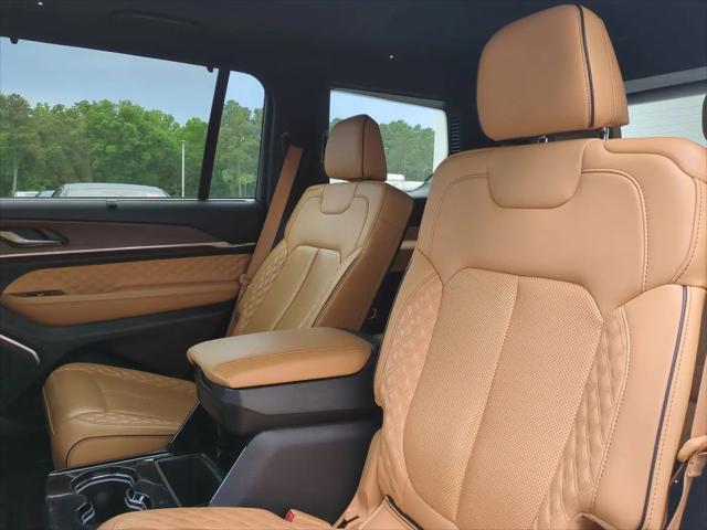 2022 Jeep Grand Cherokee L Summit 4x4