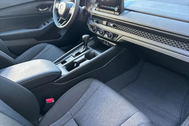 2025 Honda Accord Sedan SE