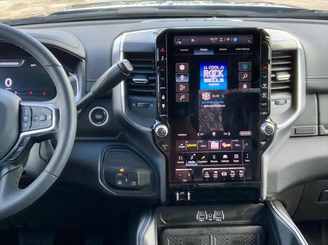 2025 Ram 3500 Laramie Crew Cab 4x4 8' Box