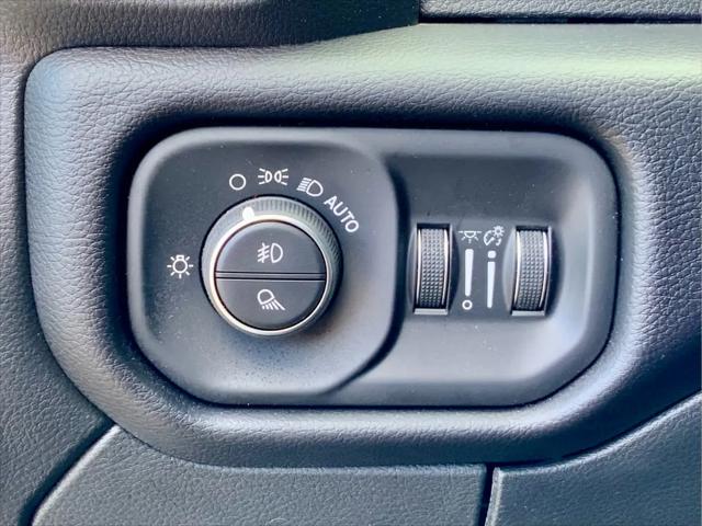 2025 Ram 3500 Laramie Crew Cab 4x4 8' Box