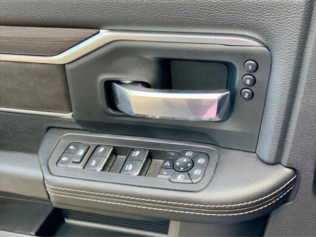 2025 Ram 3500 Laramie Crew Cab 4x4 8' Box