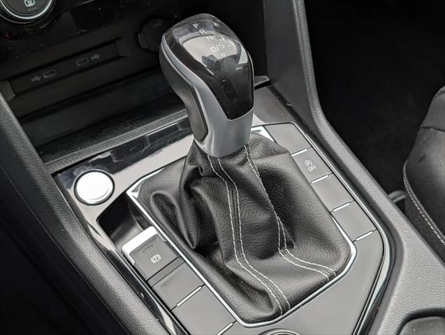 2023 Volkswagen Taos 1.5T SEL