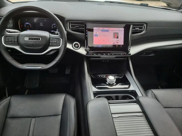 2023 Jeep Wagoneer Series II Carbide 4x2