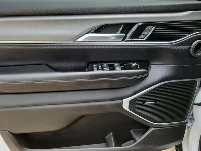 2023 Jeep Wagoneer Series II Carbide 4x2