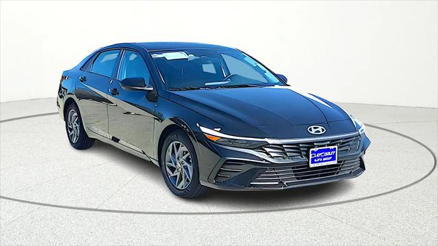 2026 Hyundai Elantra Hybrid Blue for sale in Mesquite, TX
