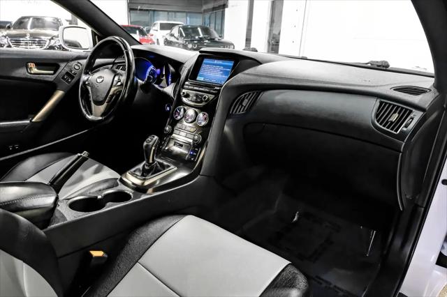 2013 Hyundai Genesis Coupe 3.8 Track