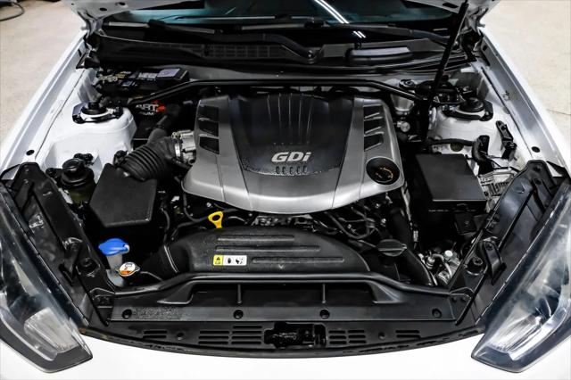 2013 Hyundai Genesis Coupe 3.8 Track