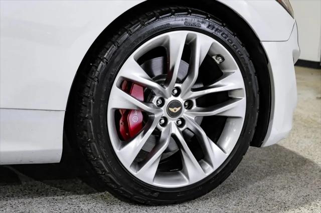 2013 Hyundai Genesis Coupe 3.8 Track