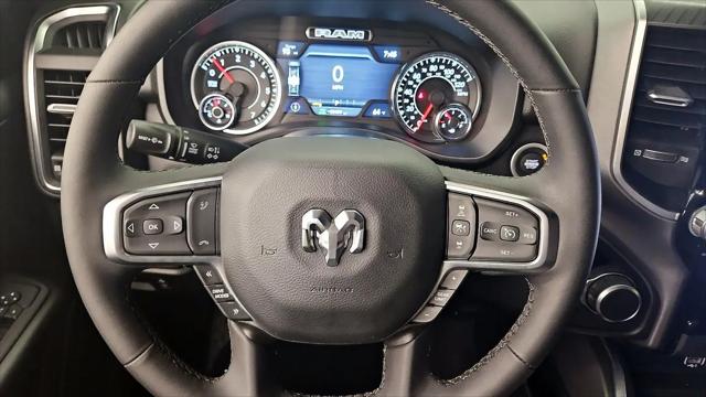 2025 Ram 1500 Big Horn Crew Cab 4x4 5'7" Box