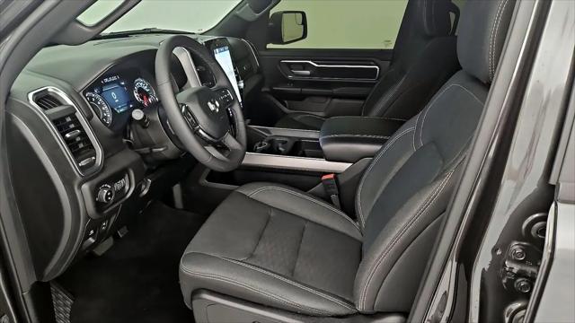 2025 Ram 1500 Big Horn Crew Cab 4x4 5'7" Box