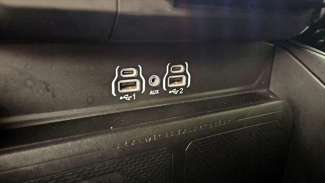 2025 Ram 1500 Big Horn Crew Cab 4x4 5'7" Box
