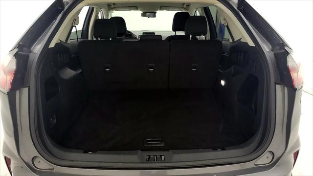 2023 Ford Edge SE