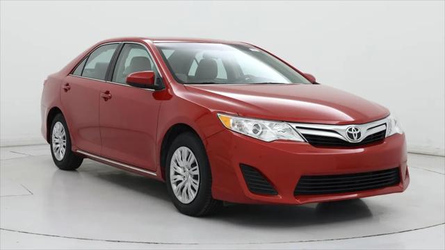 2014 Toyota Camry LE for sale in Kentwood, MI