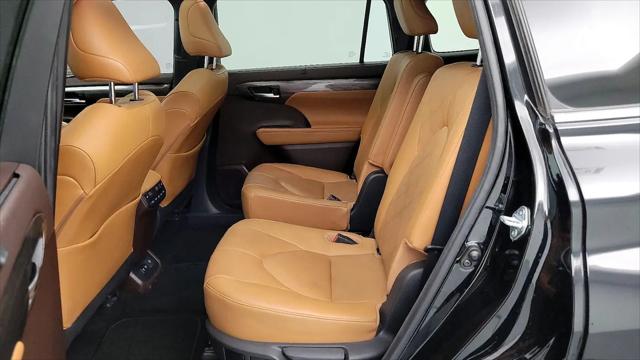 2021 Toyota Highlander Platinum