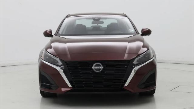 2023 Nissan Altima SL FWD