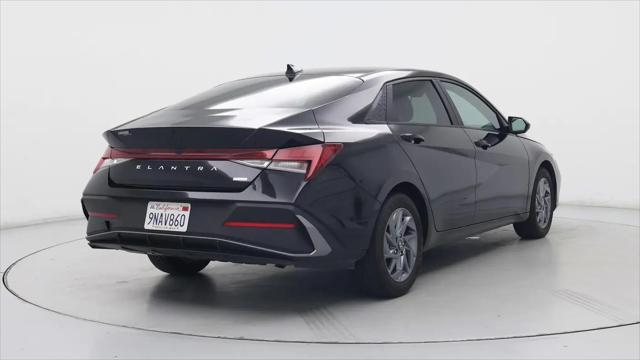2024 Hyundai Elantra Hybrid Blue