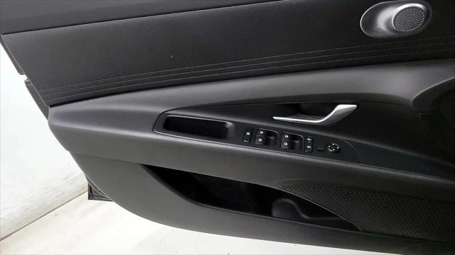 2024 Hyundai Elantra Hybrid Blue