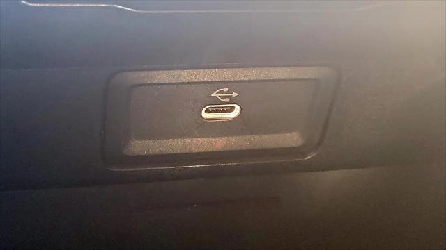 2025 Mercedes-Benz C-CLASS C 300 C 300