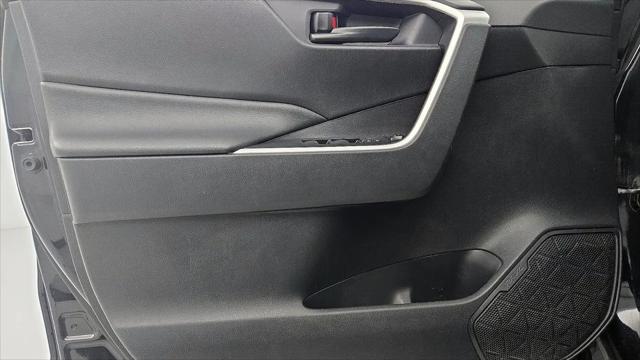 2020 Toyota RAV4 Hybrid LE