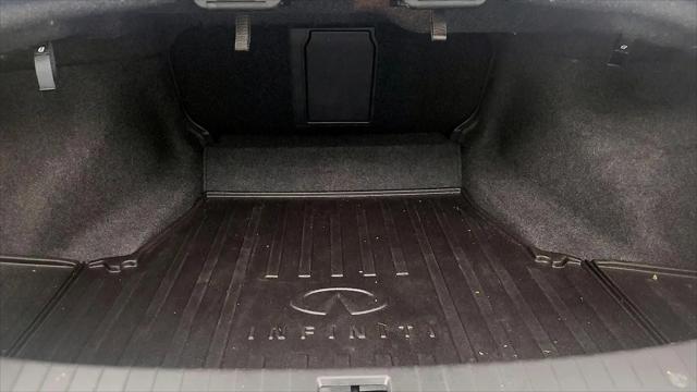 2022 INFINITI Q50 LUXE
