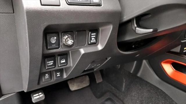 2025 Nissan Frontier Crew Cab PRO-4X 4x4