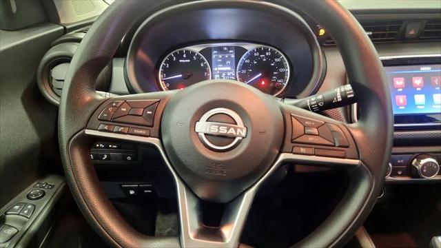 2022 Nissan Kicks S Xtronic CVT