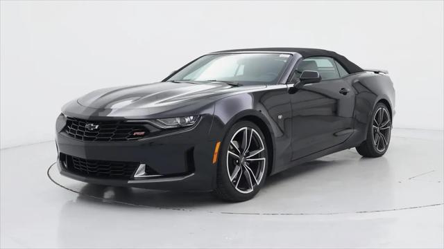 2020 Chevrolet Camaro RWD Convertible 2LT