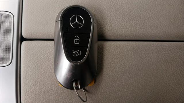 2023 Mercedes-Benz GLC SUV