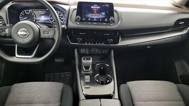 2022 Nissan Rogue SV FWD